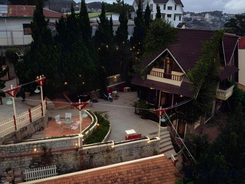 Dalat Old Market Town Exteriör bild